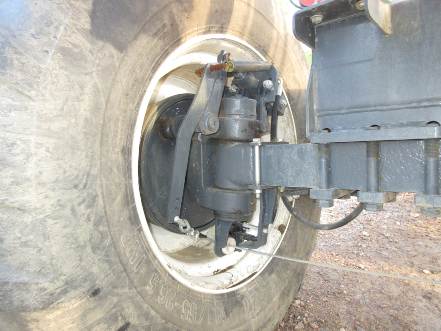 5813 Dewulf GBC carrot harvester 1 row with bunker