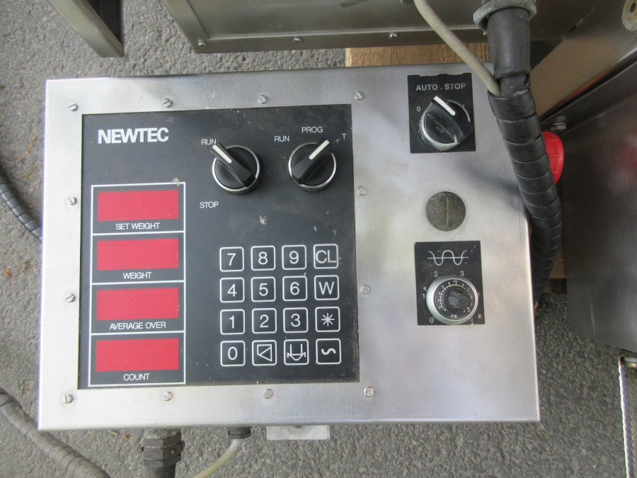 5814 Newtec 2009PCB linear weigher for processed products