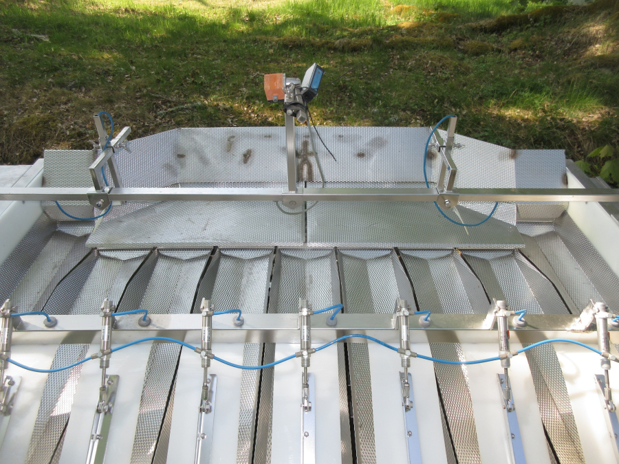 5814 Newtec 2009PCB linear weigher for processed products