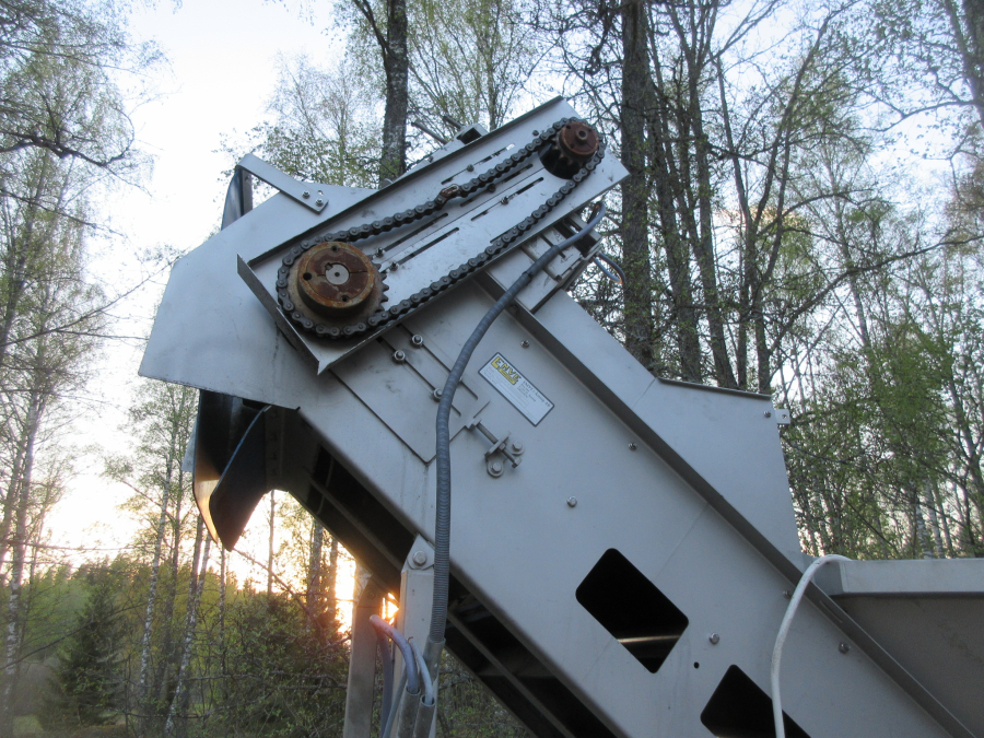 5826 EMVE feeding bunker STAINLESS STEEL