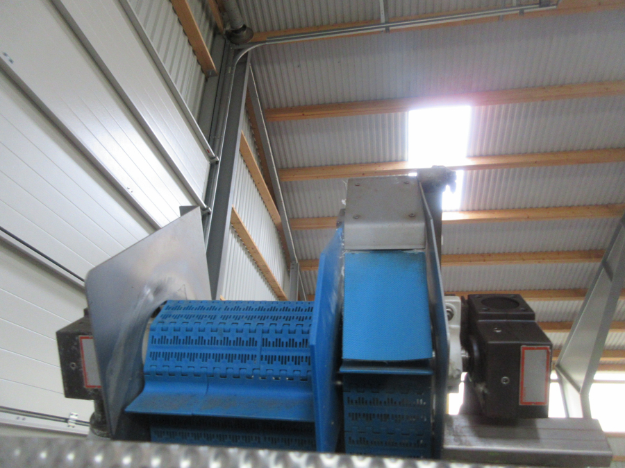 5846 EMVE automatic weigher for peeled products