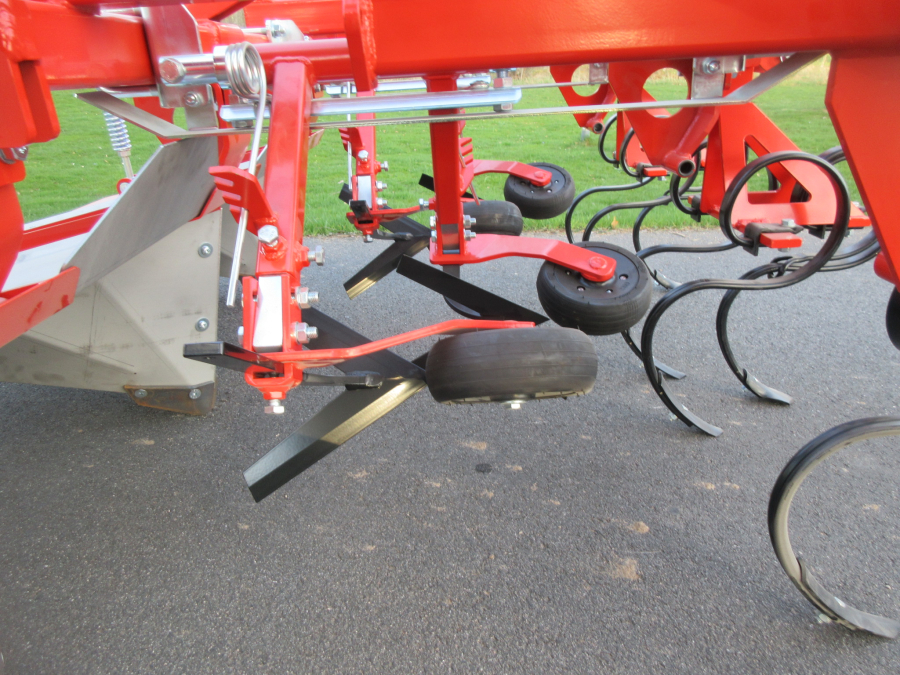 5865 Imac eco ridger BR 2 row potato ridger