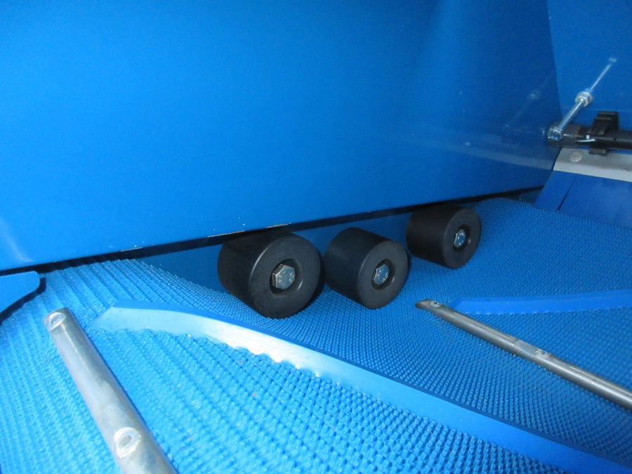5885 Niagri Cleanwash 25 sample washer for potato