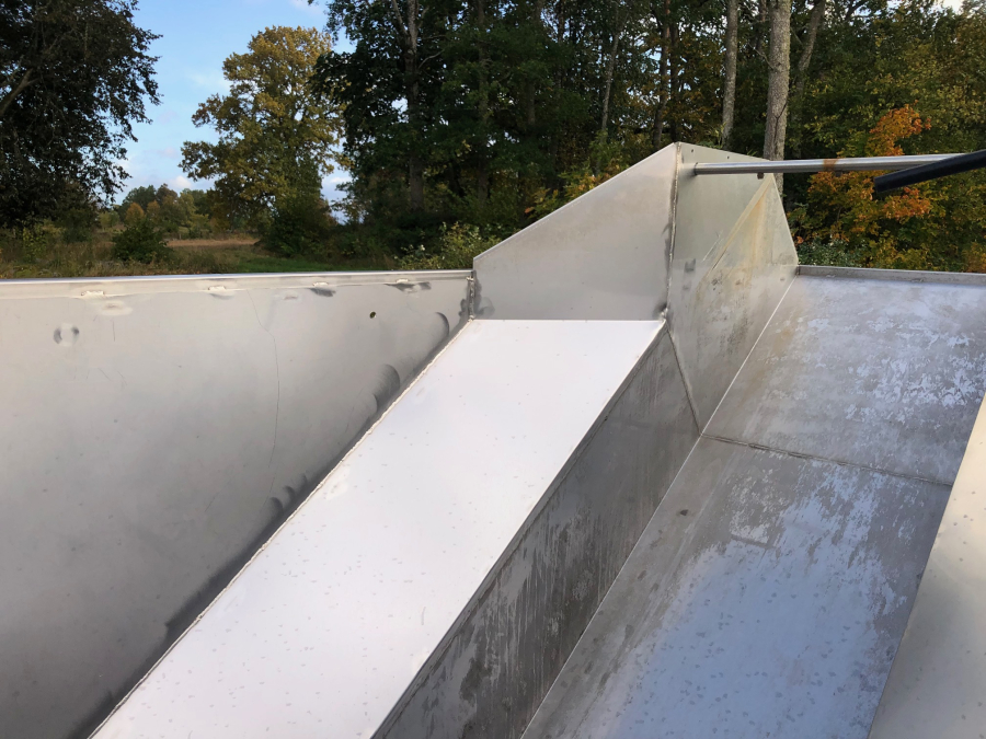5891 Ekko wet bunker with elevator