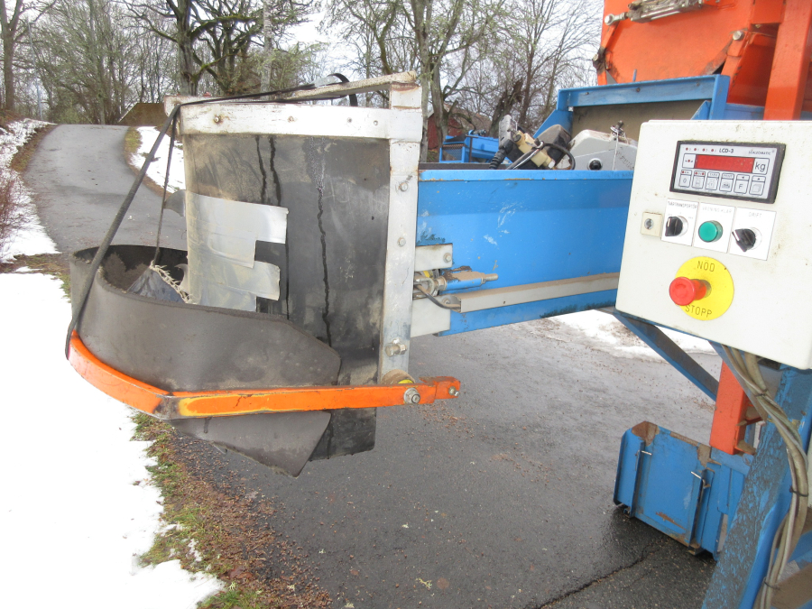 5906 EMVE weigher box / octabin filler