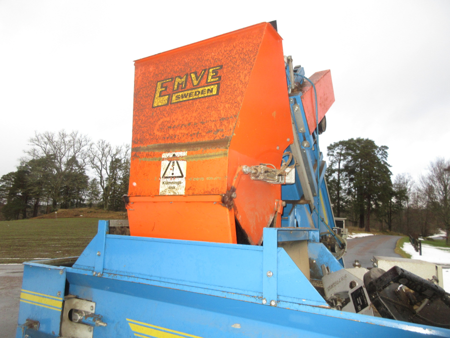 5906 EMVE weigher box / octabin filler