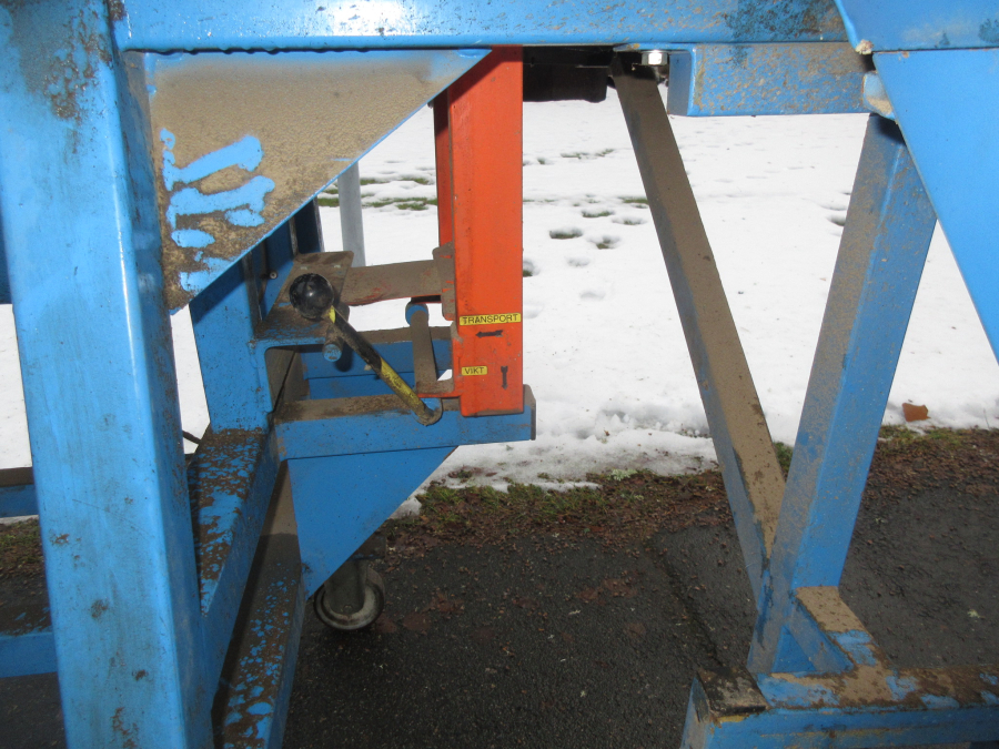 5906 EMVE weigher box / octabin filler