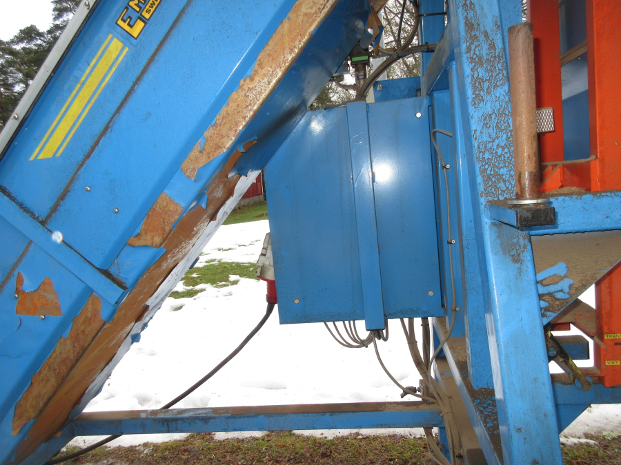 5906 EMVE weigher box / octabin filler
