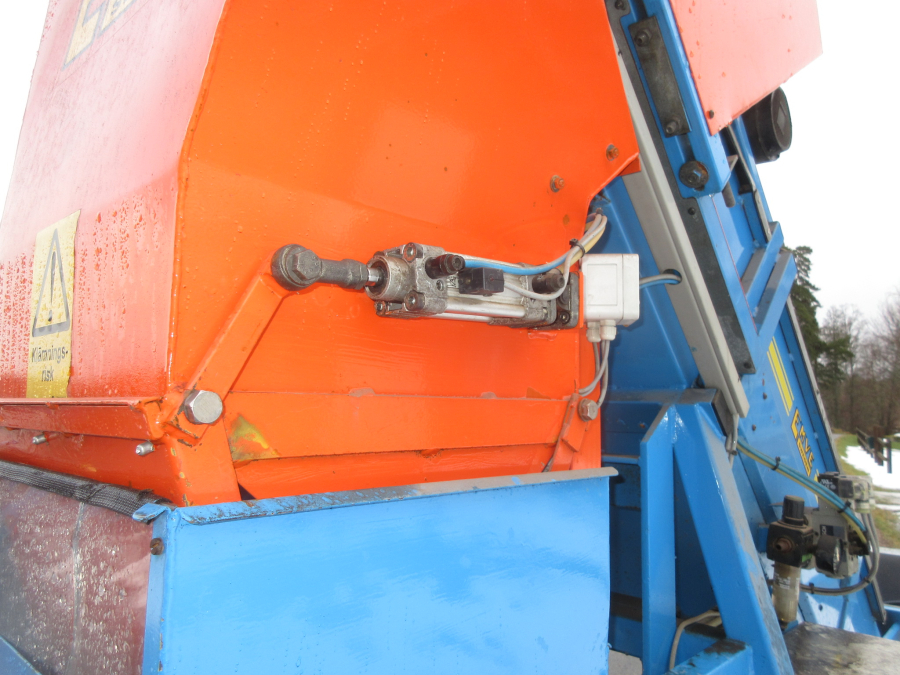 5910 EMVE automatic weigher 