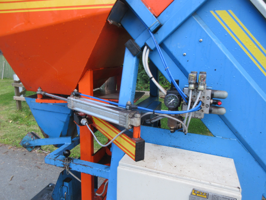 5911 EMVE automatic weigher 
