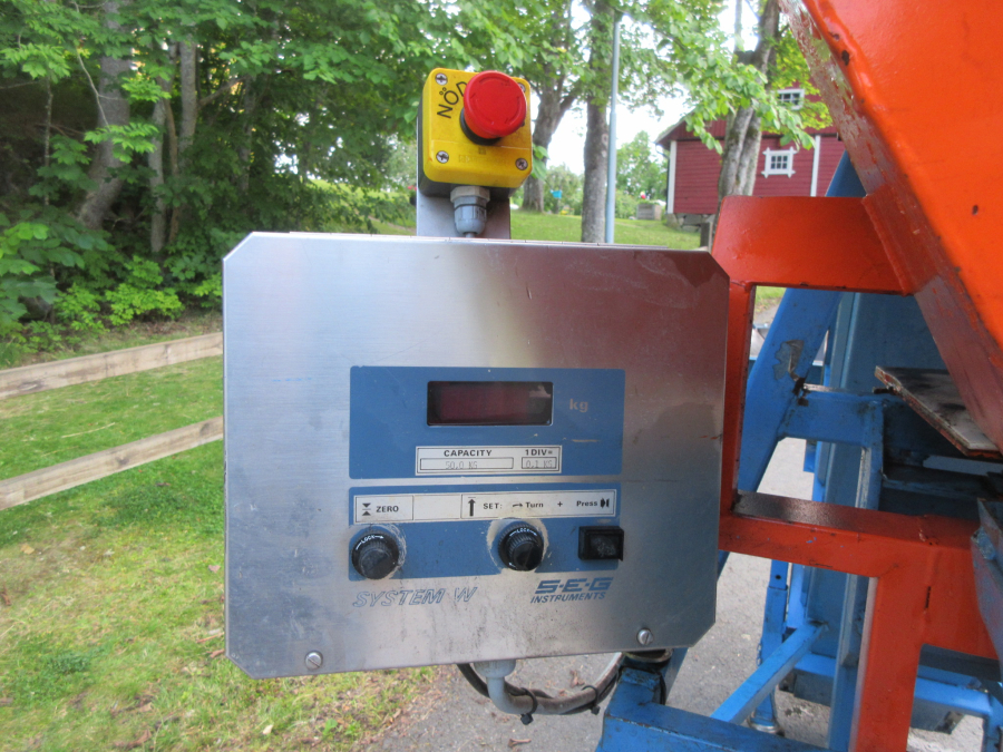 5911 EMVE automatic weigher 