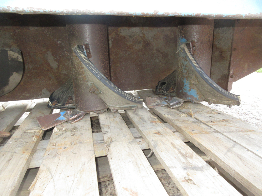 5916 Edenhall haulm topper