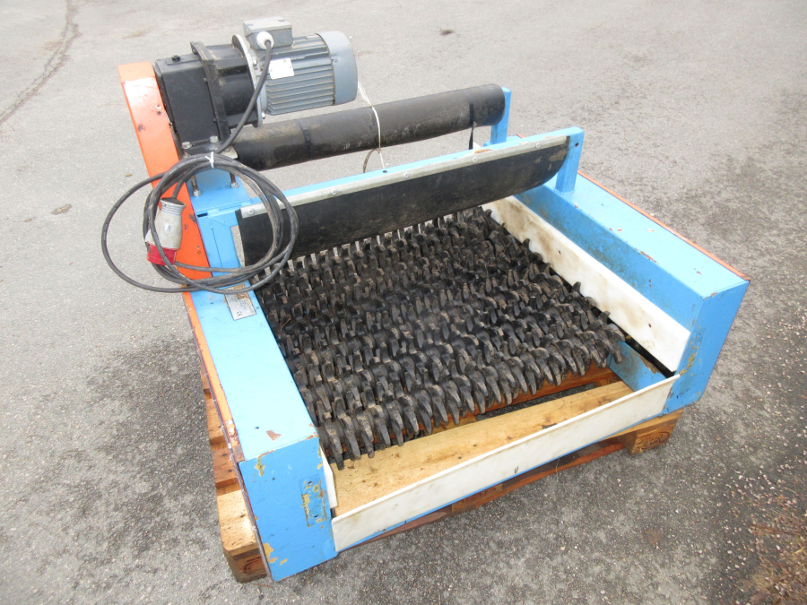 5949 EMVE soil removal with star rollers