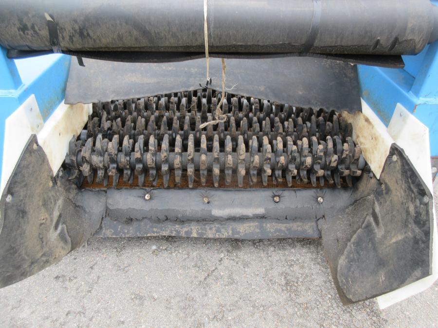 5949 EMVE soil removal with star rollers
