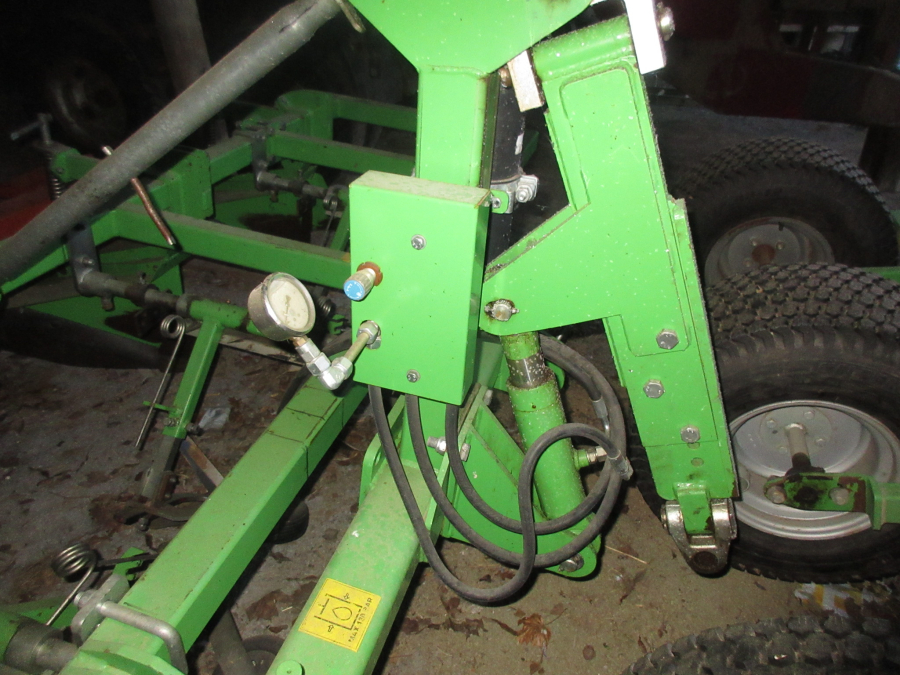 5956 AVR Speedridger potato ridger