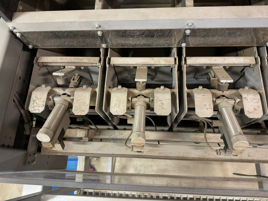 6013 Upmatic + GKS vertical VFFS potato packing line