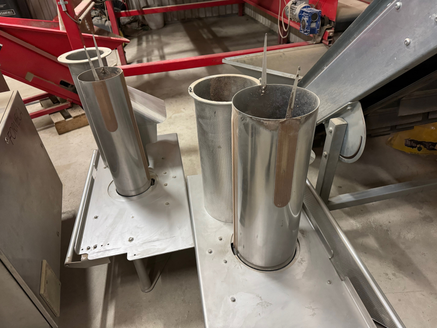 6013 Upmatic + GKS vertical VFFS potato packing line