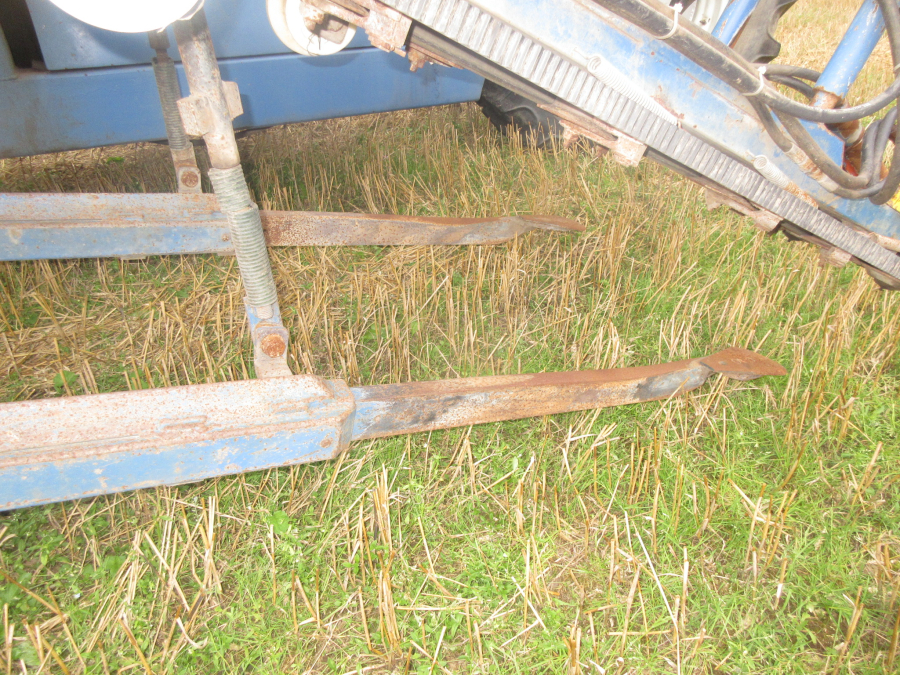 6039 Asa-Lift SP-200 E carrot harvester