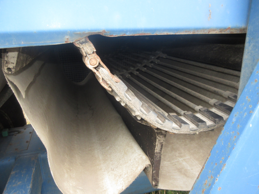 6039 Asa-Lift SP-200 E carrot harvester