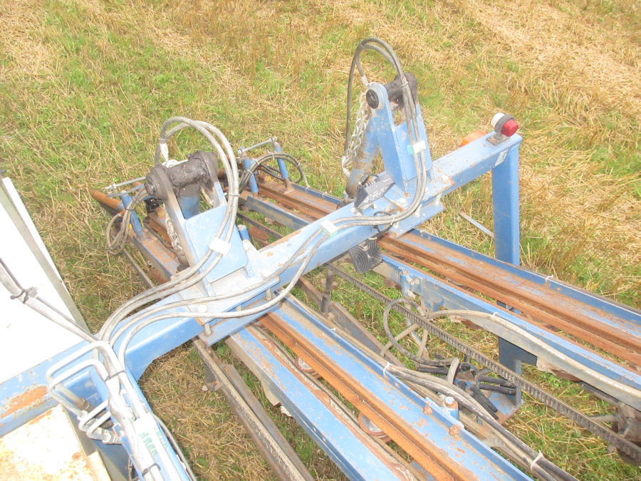 6039 Asa-Lift SP-200 E carrot harvester