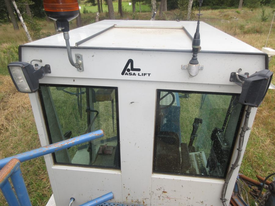 6039 Asa-Lift SP-200 E carrot harvester