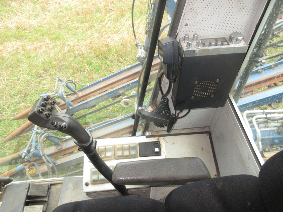 6039 Asa-Lift SP-200 E carrot harvester