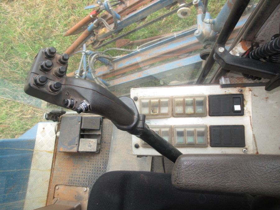 6039 Asa-Lift SP-200 E carrot harvester