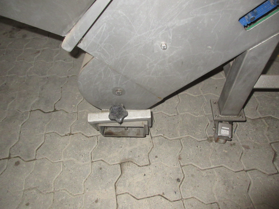 6040 Sormac AFW-40 automatic weigher