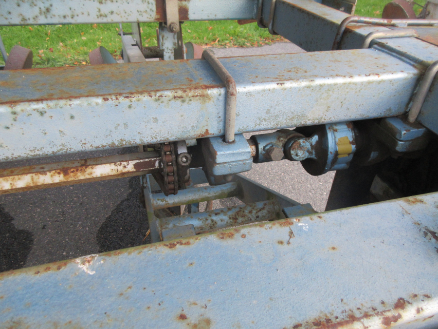 6052 Perdu transplanter 4 row