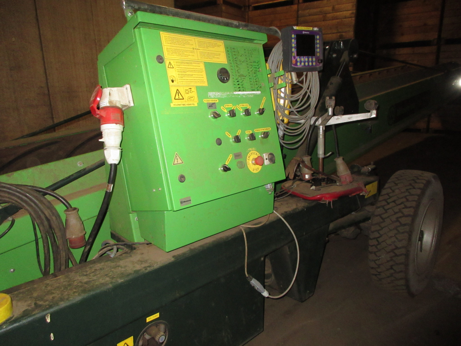 6062 Miedema ML1985 store loader 