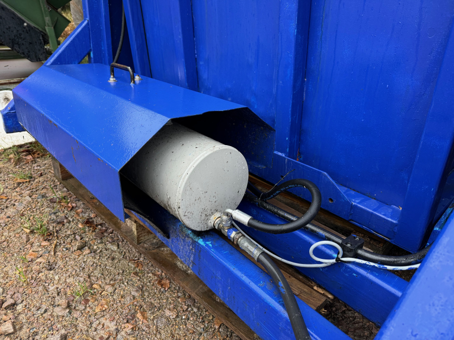 6090 EMVE box turner 1250 mm wide boxes