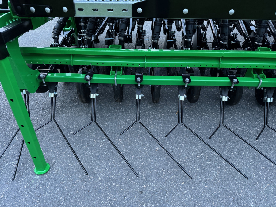 6091 Sfoggia Drillsem seeder 3m for cereal and small seed box