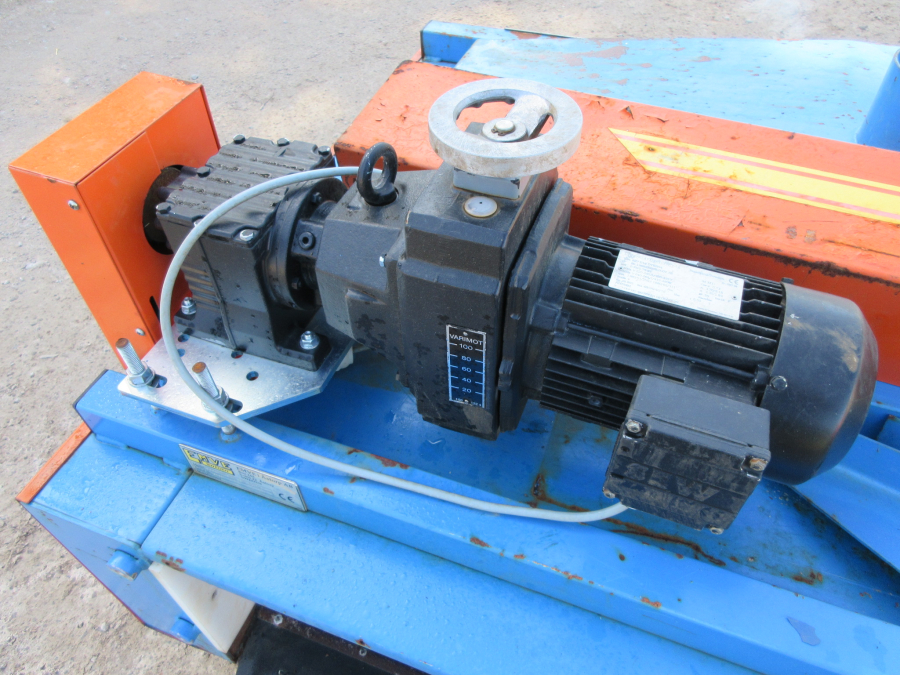 6126 Emve brusher 1200 mm 8 brushes