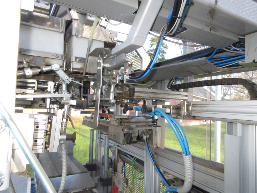 6190 EMVE BE6000 paper bagger