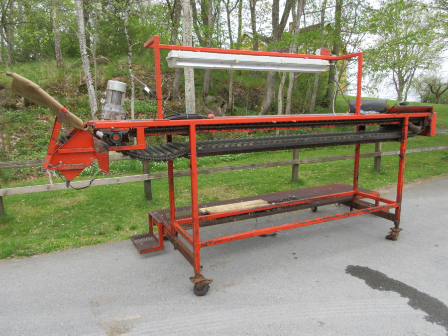 6239 EKKO roller table for manual inspection