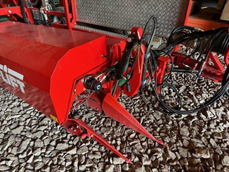 6252 Asa-Lift GB-1000 bean harvester