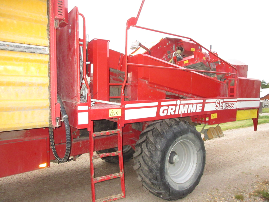 6281 Grimme SE85-55 potato harvester