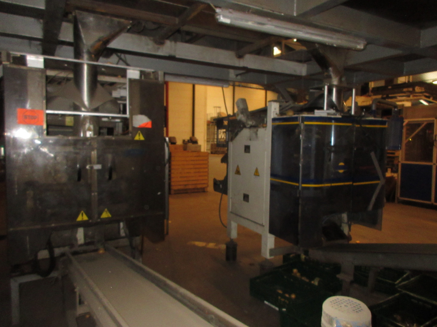 6300 Newtec 3013XL weigher with Jasa and Ilapak vertical baggers