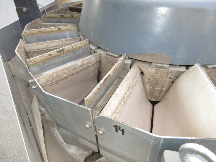 6301 Daumar PA-25 multihead weigher