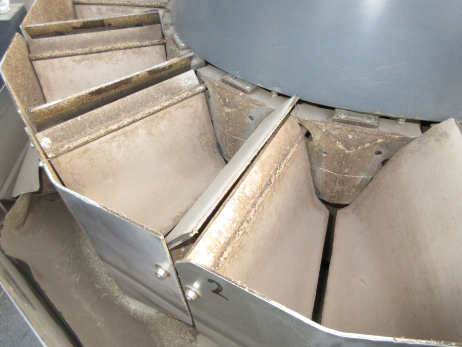 6301 Daumar PA-25 multihead weigher