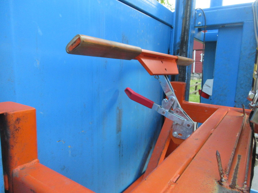 6302 EMVE double big bag filler with elevator