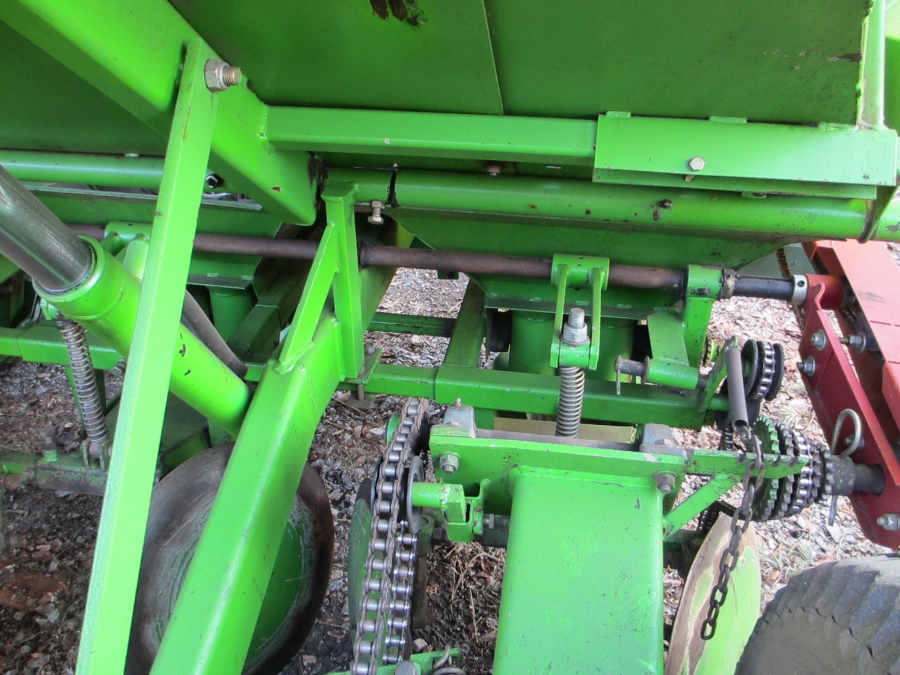 3521 Ekengards 4730 potato planter 4 row