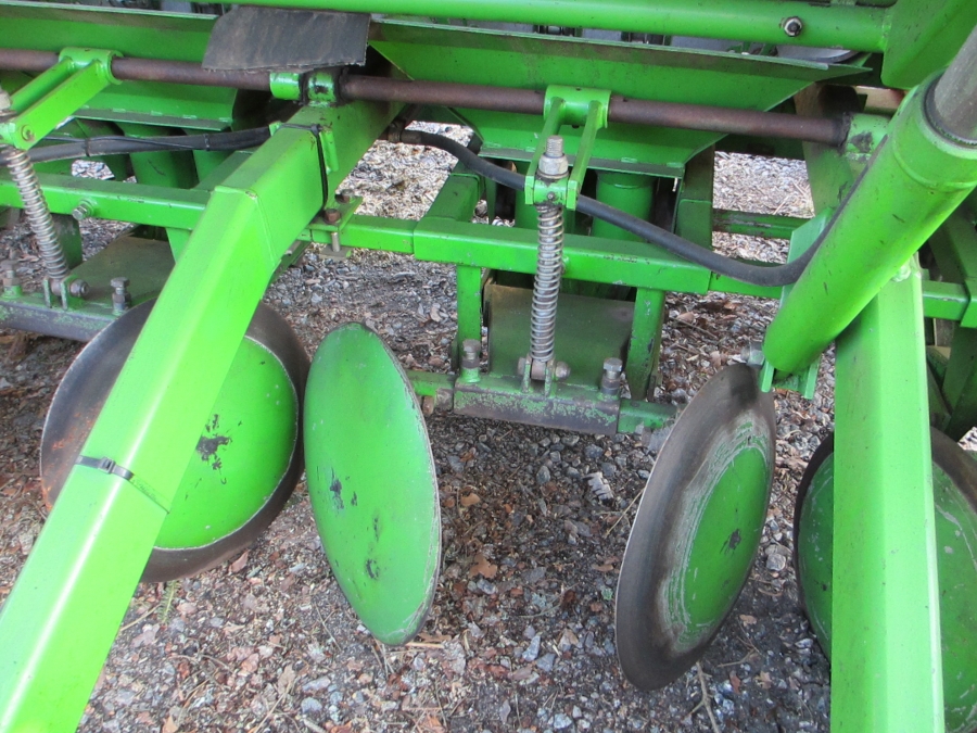 3521 Ekengards 4730 potato planter 4 row