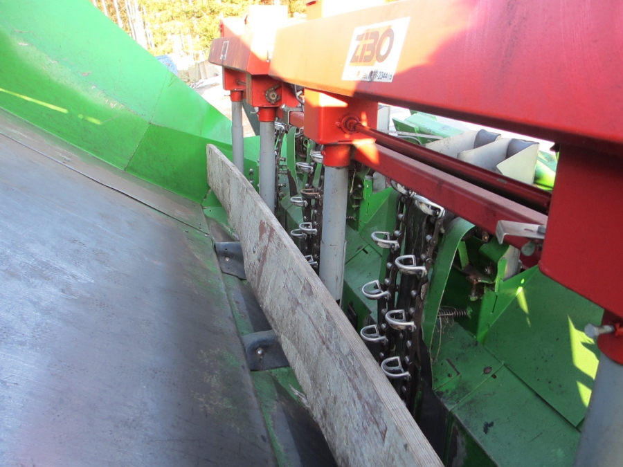 3521 Ekengards 4730 potato planter 4 row
