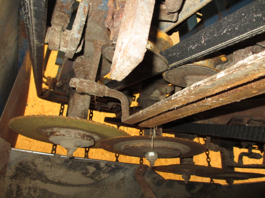 3590 Asa-Lift carrot harvester with elevator 4 row
