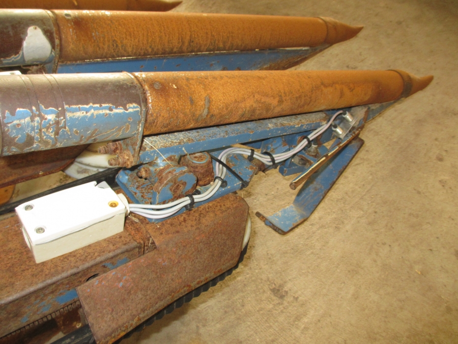 3590 Asa-Lift carrot harvester with elevator 4 row