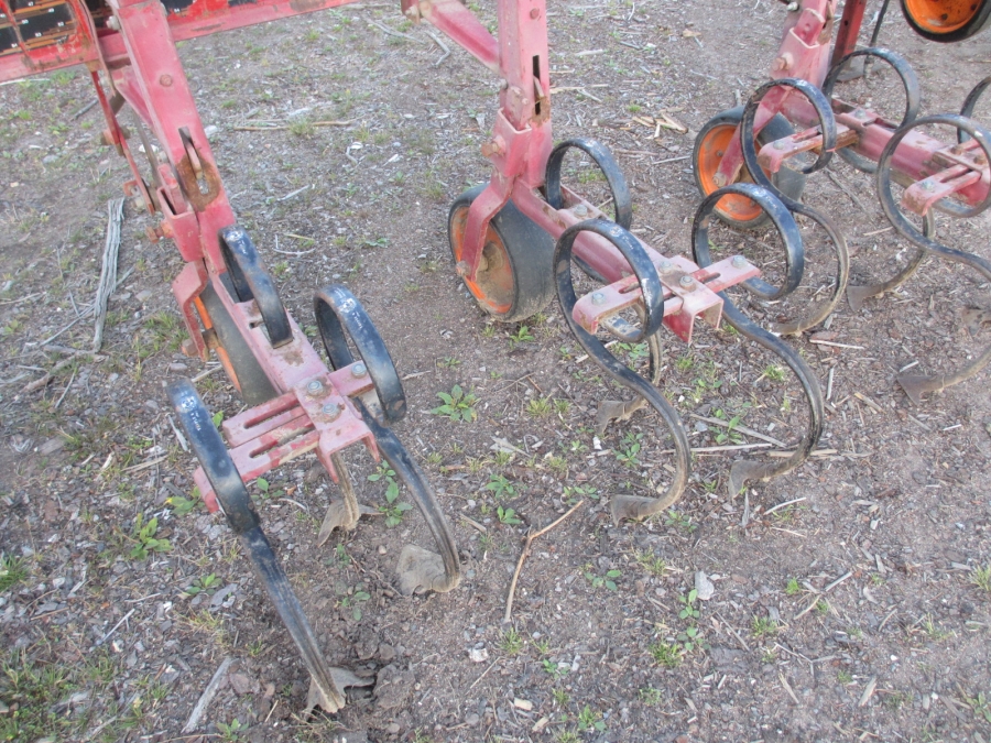 3624 Kongskilde row crop cleaner 10 rows