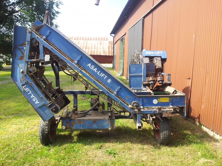 3631 Asa-Lift swedes harvester 1 row with elevator