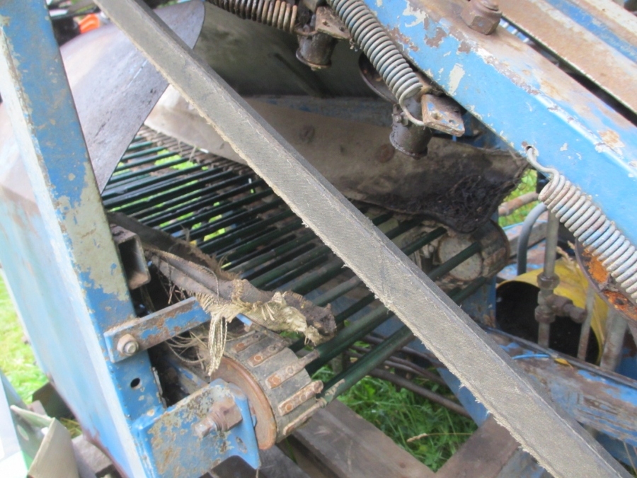 3631 Asa-Lift swedes harvester 1 row with elevator