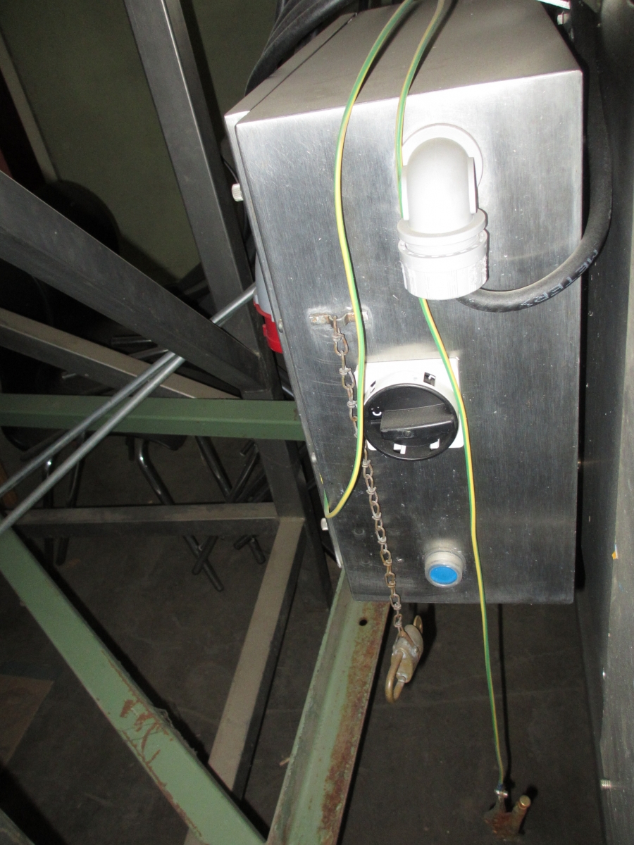 3666 Urschel VSC Segment cutter